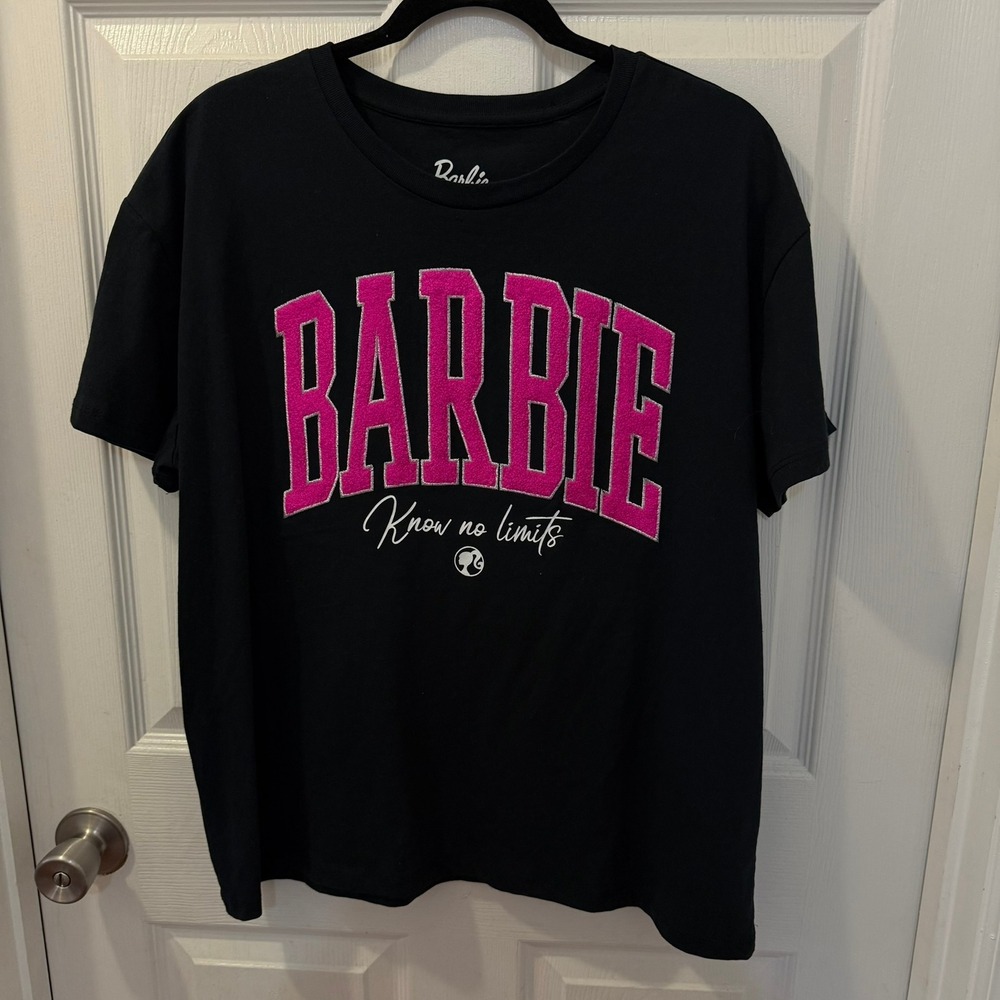 Barbie "Know No Limits" Women's XL Black Pink Chenille Graphic T-Shirt Relaxed